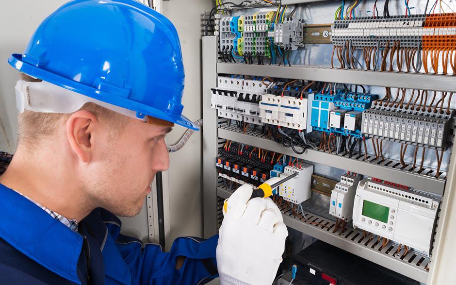 devis travaux électricité Sèvres
